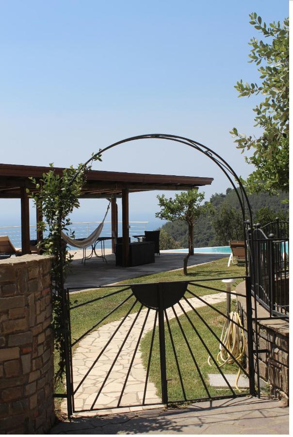 Villa Samurai Relax-Vista Mare Салерно Экстерьер фото