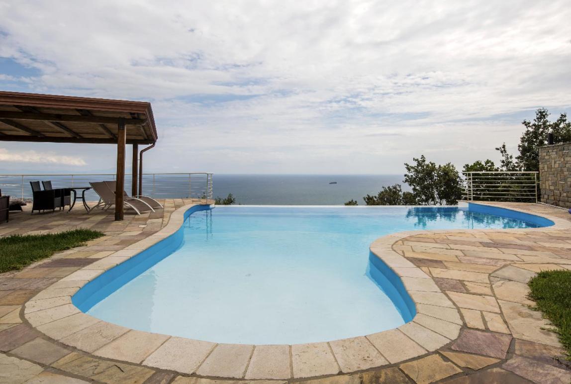 Villa Samurai Relax-Vista Mare Салерно Экстерьер фото